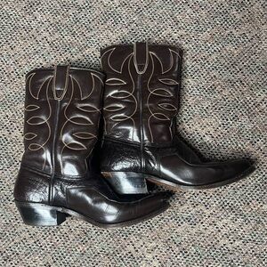 Vintage Womens Western Cowboy Boots